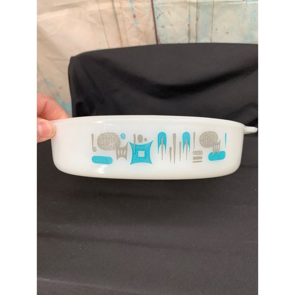 Mid Century casserole Dish Blue Heaven Fire King- Anchor Hocking 8" - Picture 6 of 6